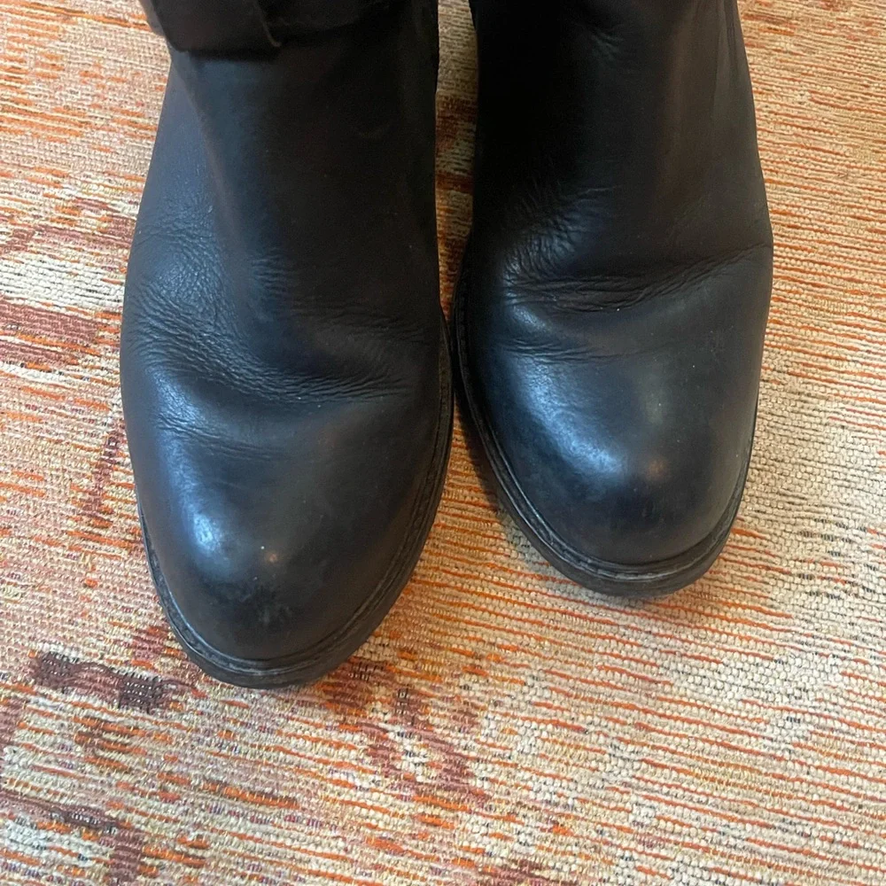 Black Leather Ankle Boots- John Fluevog - Picture 5 of 7